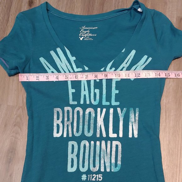 2 FOR $10 EUC American Eagle V-NECK US SM - Picture 2 of 9